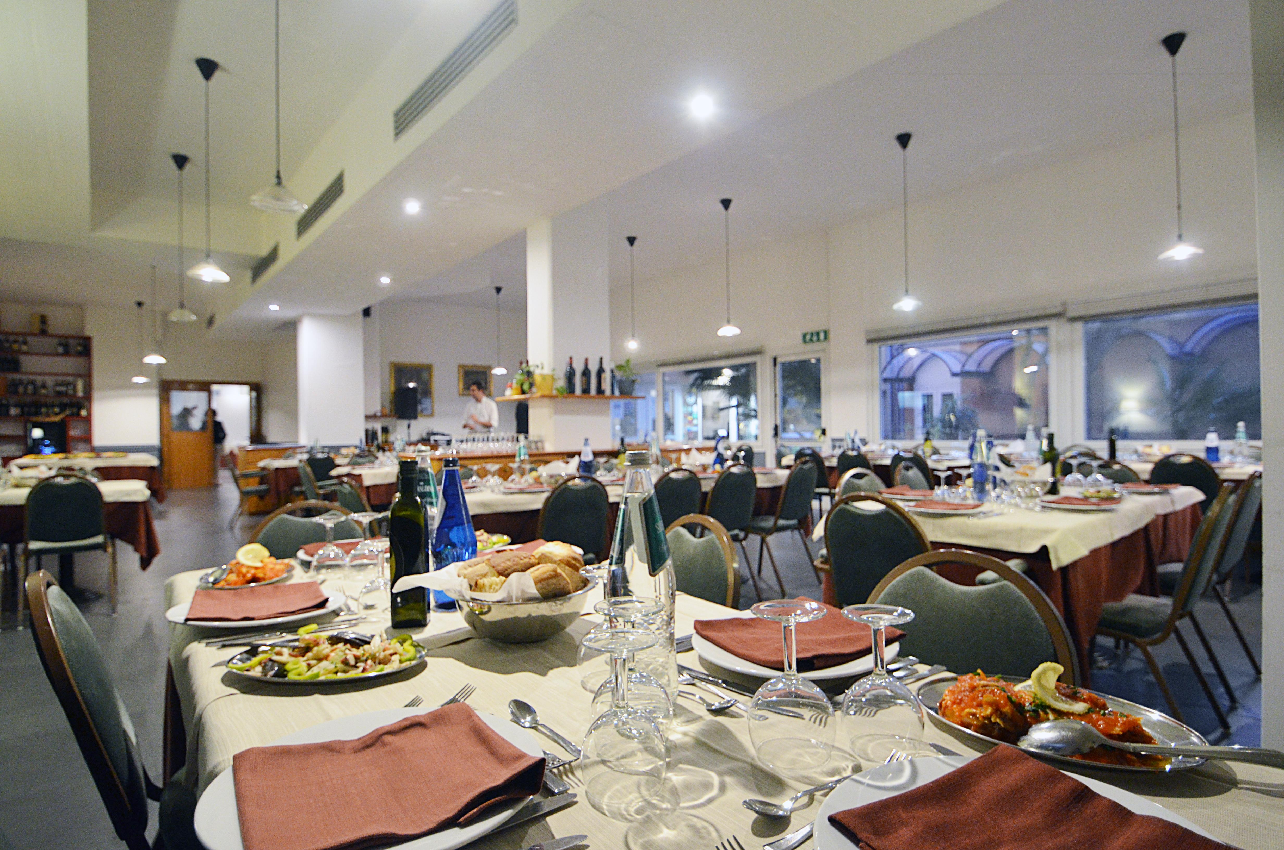 Mistral2 Hotel Oristano Exteriér fotografie
